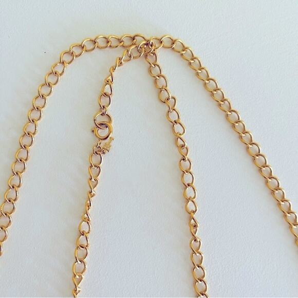 Vtg 54" CROWN TRIFARI Chain Link Necklace Gold Tone Spring Closure - Picture 3 of 6